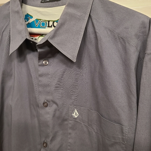 Volcom Tailored Long Sleeve Shirt Size XL - Picture 3 of 6